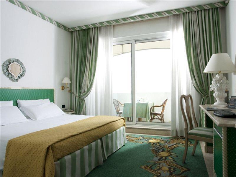 Aris Garden Hotel Casal Palocco Bagian luar foto