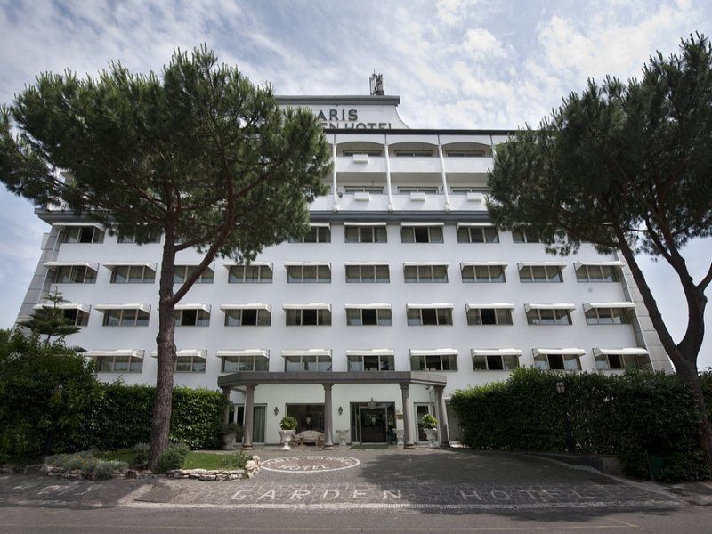 Aris Garden Hotel Casal Palocco Bagian luar foto