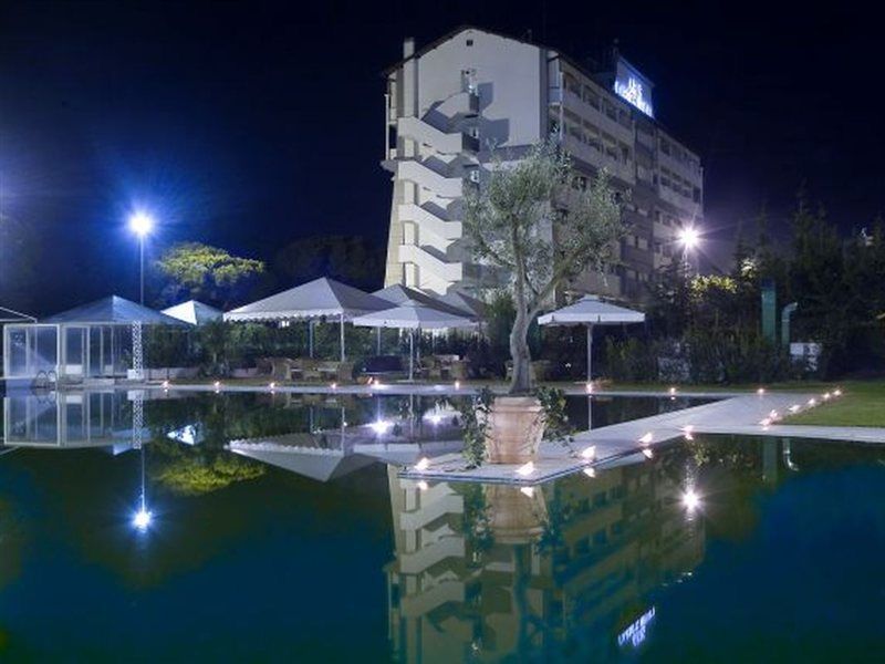 Aris Garden Hotel Casal Palocco Bagian luar foto
