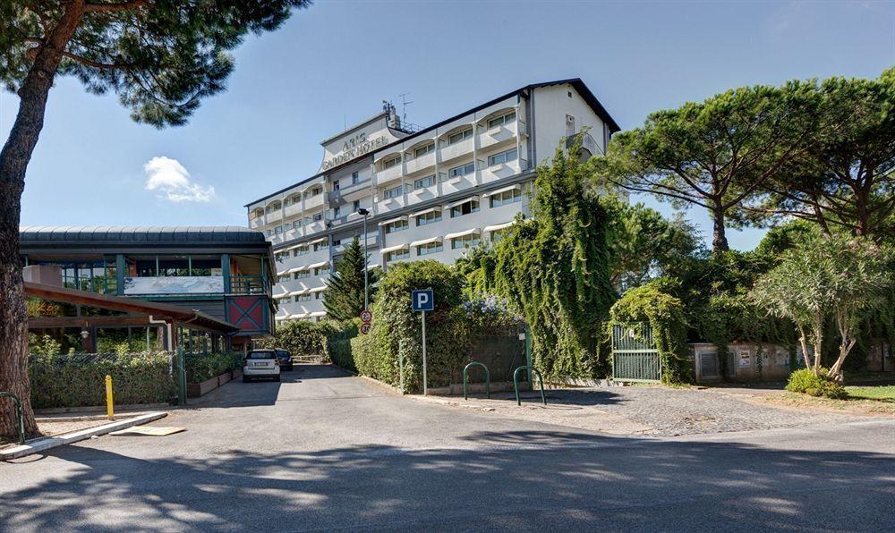 Aris Garden Hotel Casal Palocco Bagian luar foto