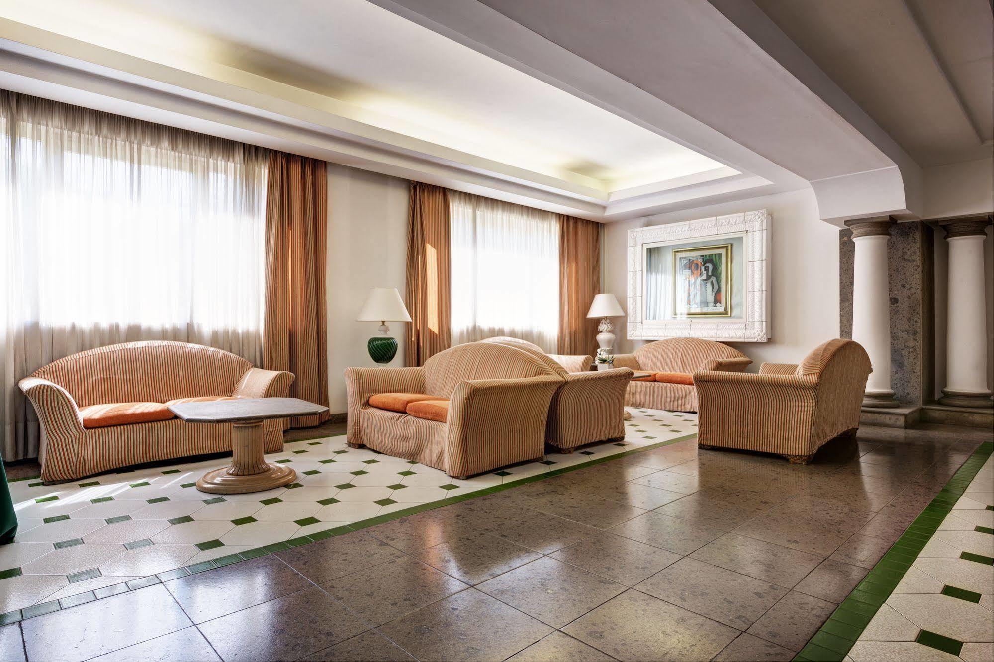 Aris Garden Hotel Casal Palocco Bagian luar foto