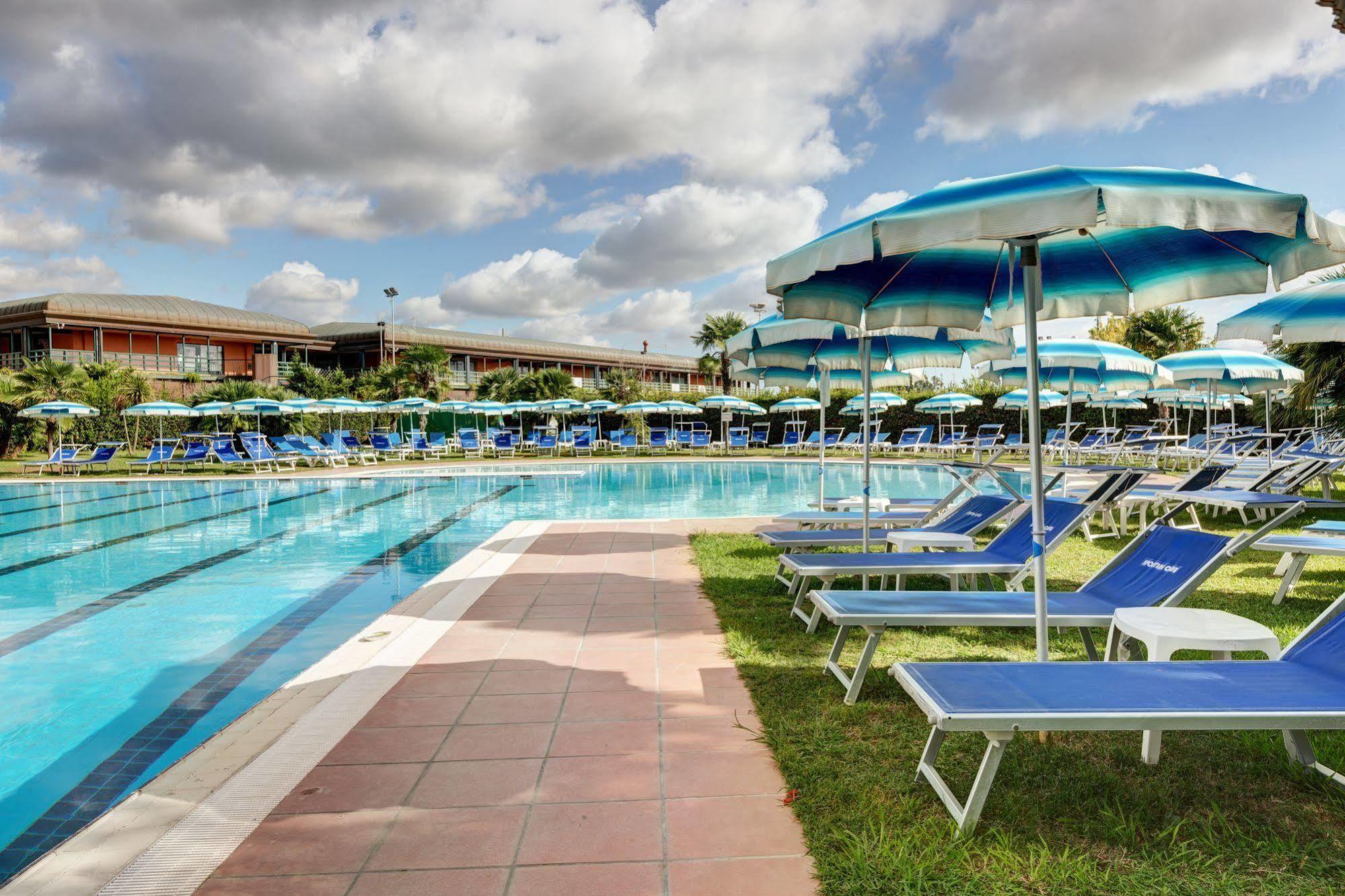 Aris Garden Hotel Casal Palocco Bagian luar foto