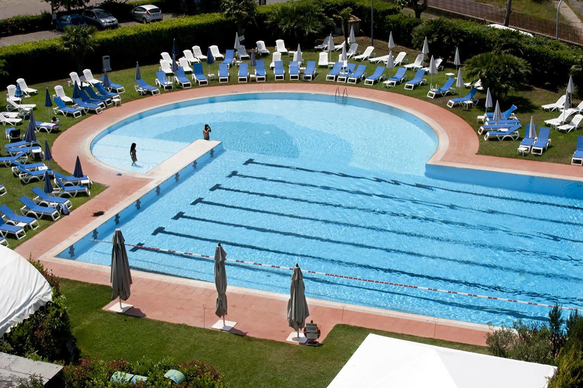 Aris Garden Hotel Casal Palocco Bagian luar foto