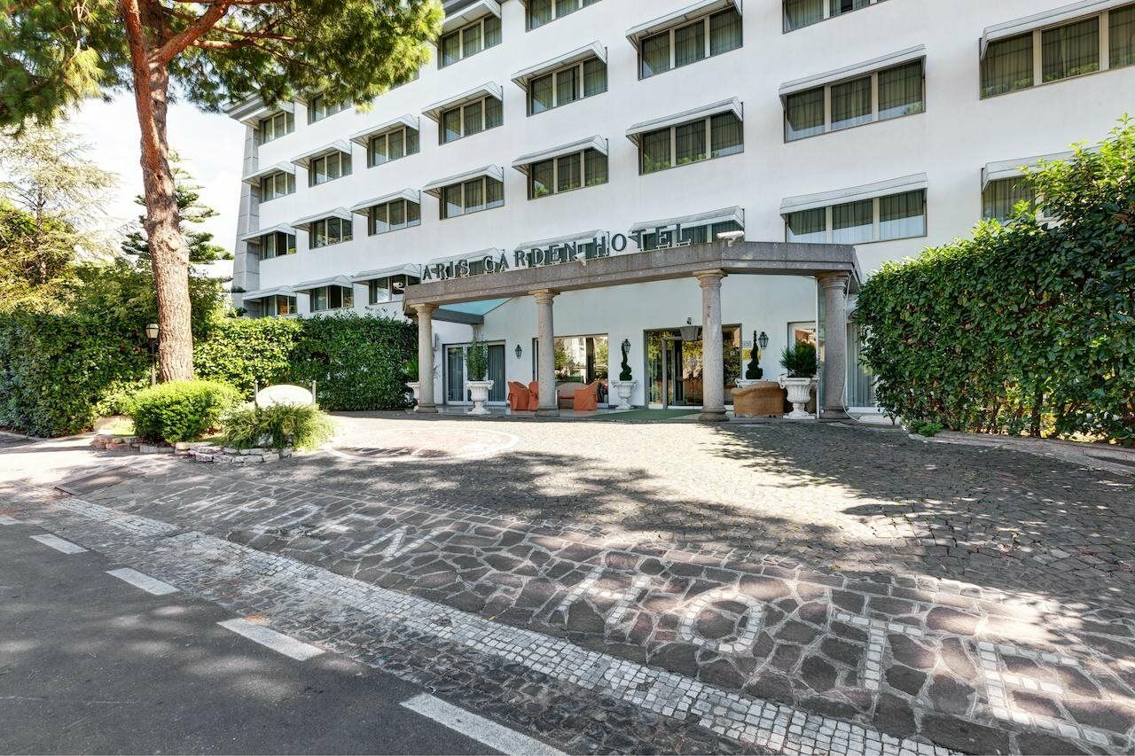 Aris Garden Hotel Casal Palocco Bagian luar foto